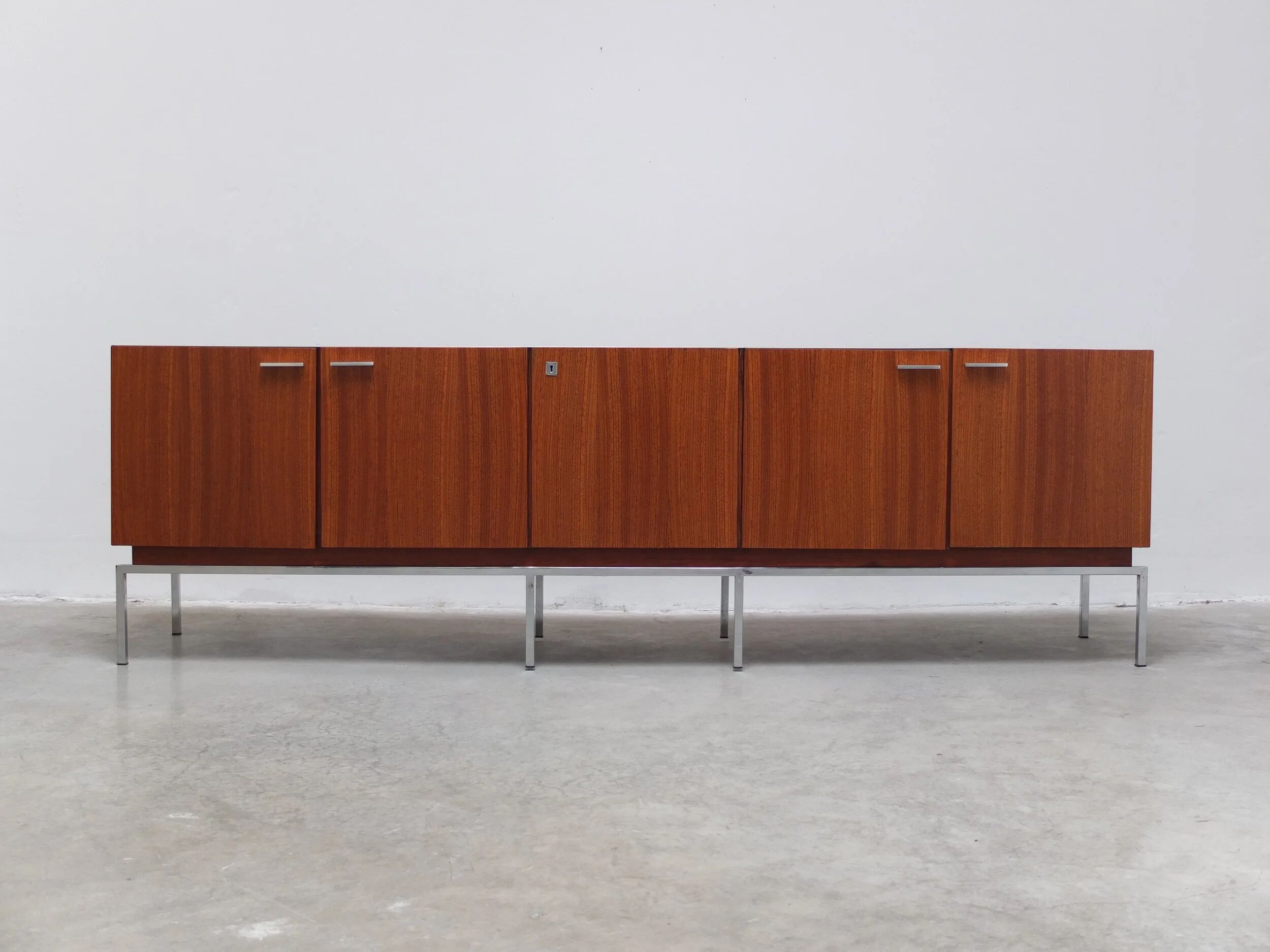 Large modernist sideboard in Indian rosewood, 1960s