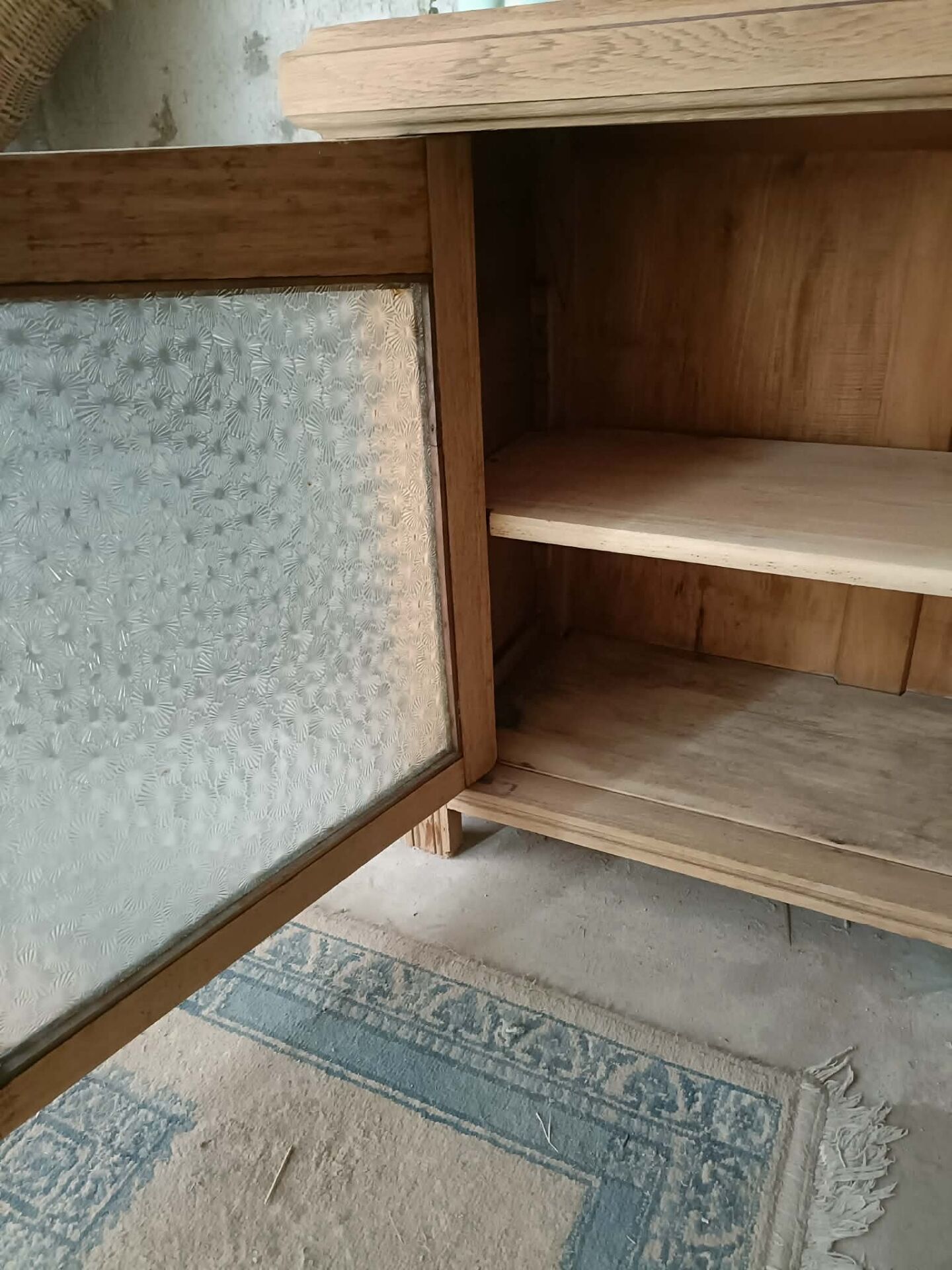 Buffet vitrine 