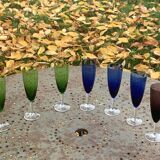 Set of 7 champagne flutes in colored glass and transparent base, vintage