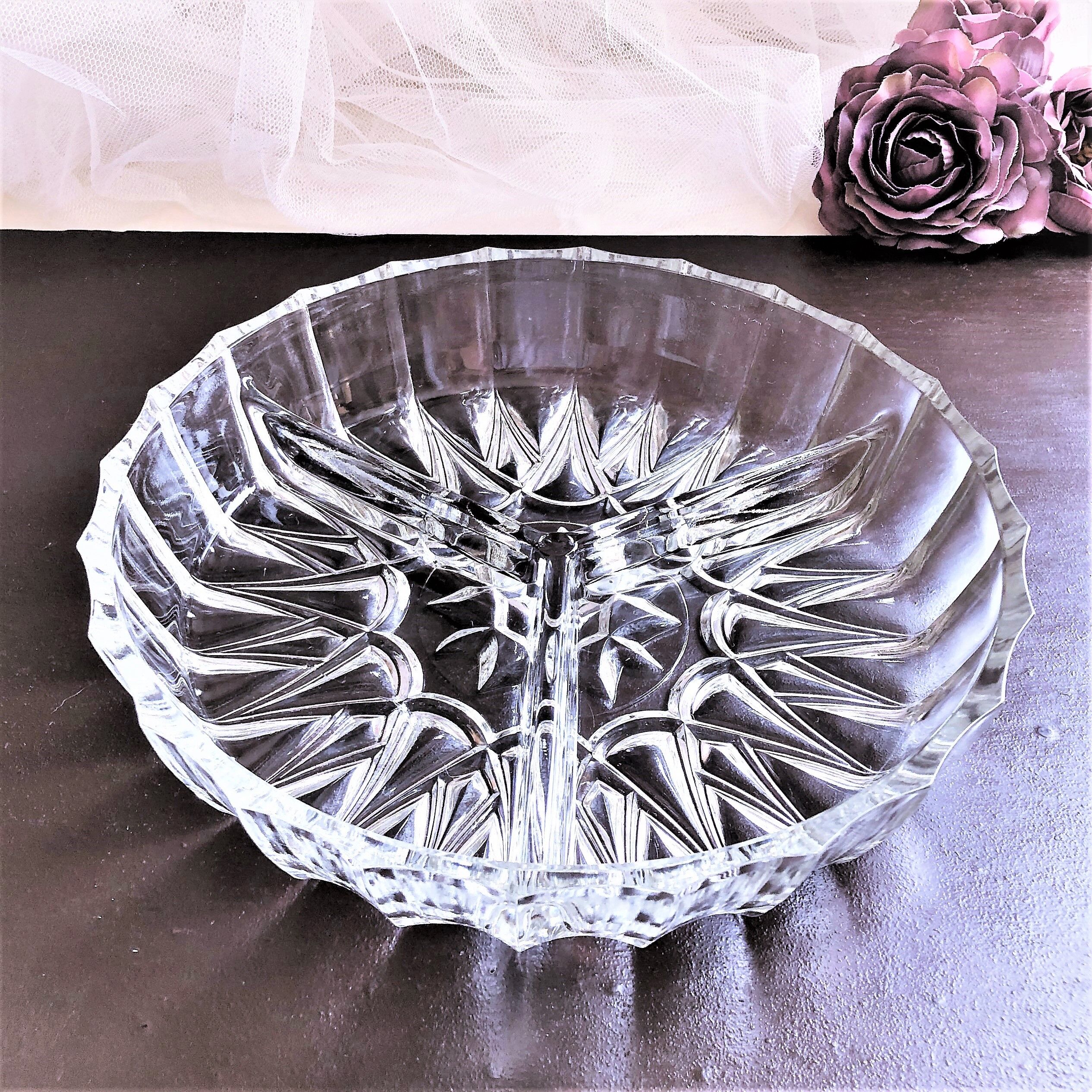 Serving dish called "beggar" with 3 compartments cut glass