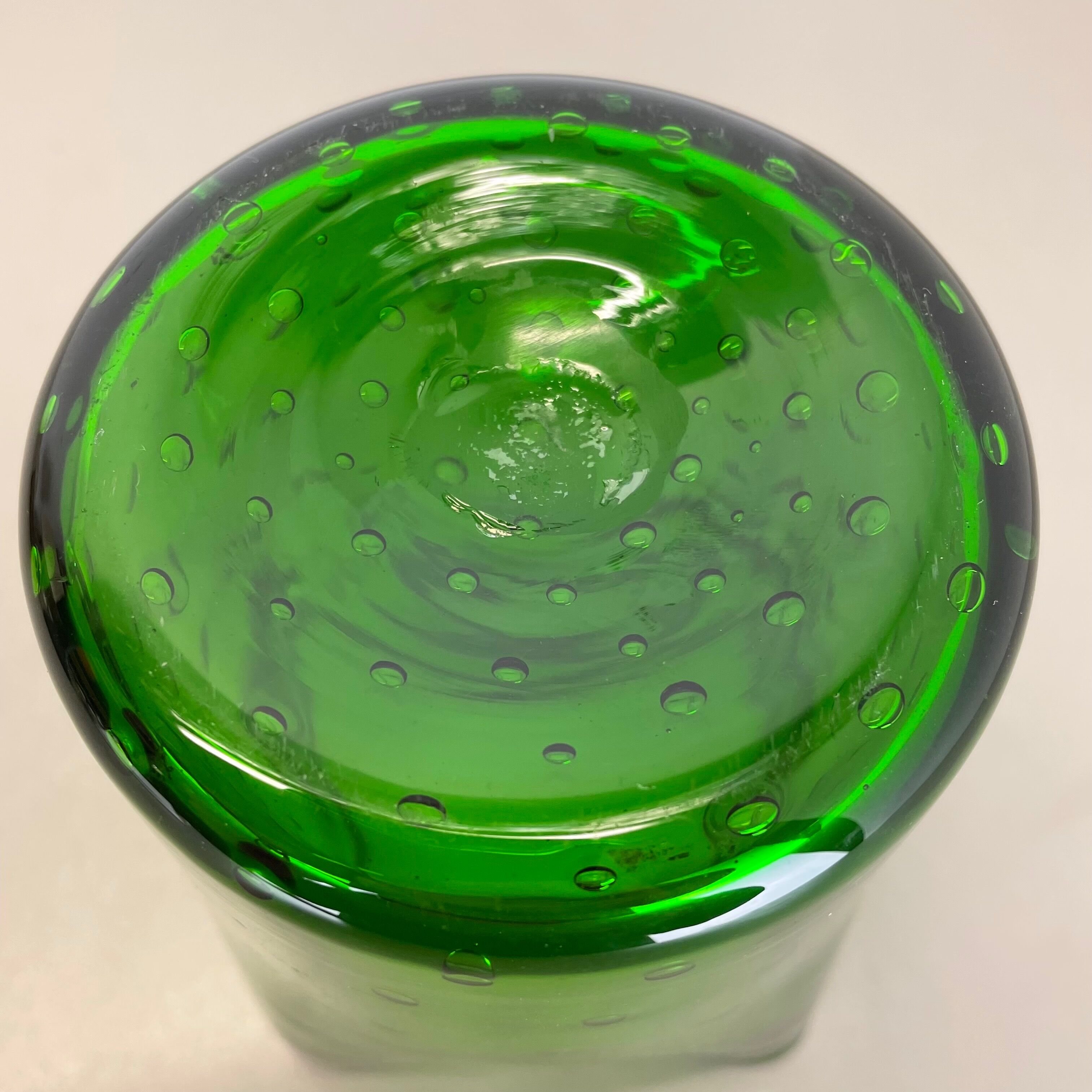 Murano Glass Bullicante Bubble "Green" Vase Element Shell Murano, Italy, 1970s