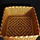 Plant holder wicker basket on foot