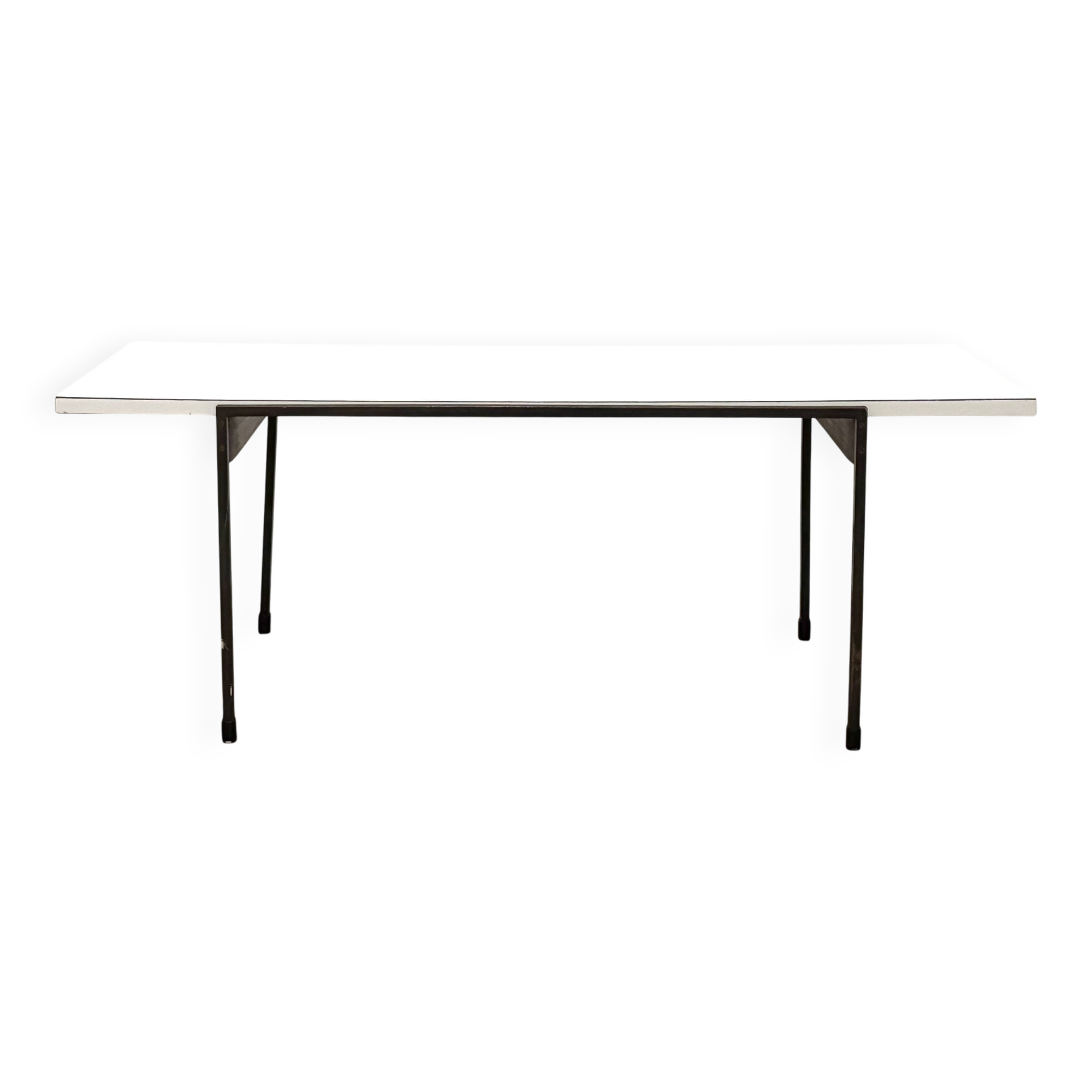 Table basse moderniste