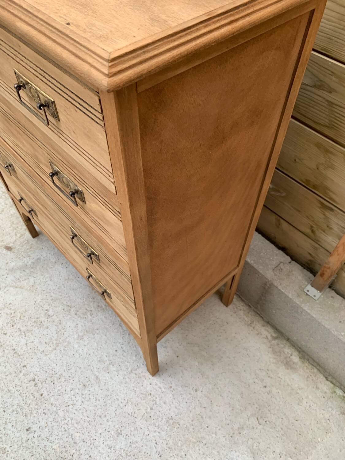 Art Deco chest of drawers