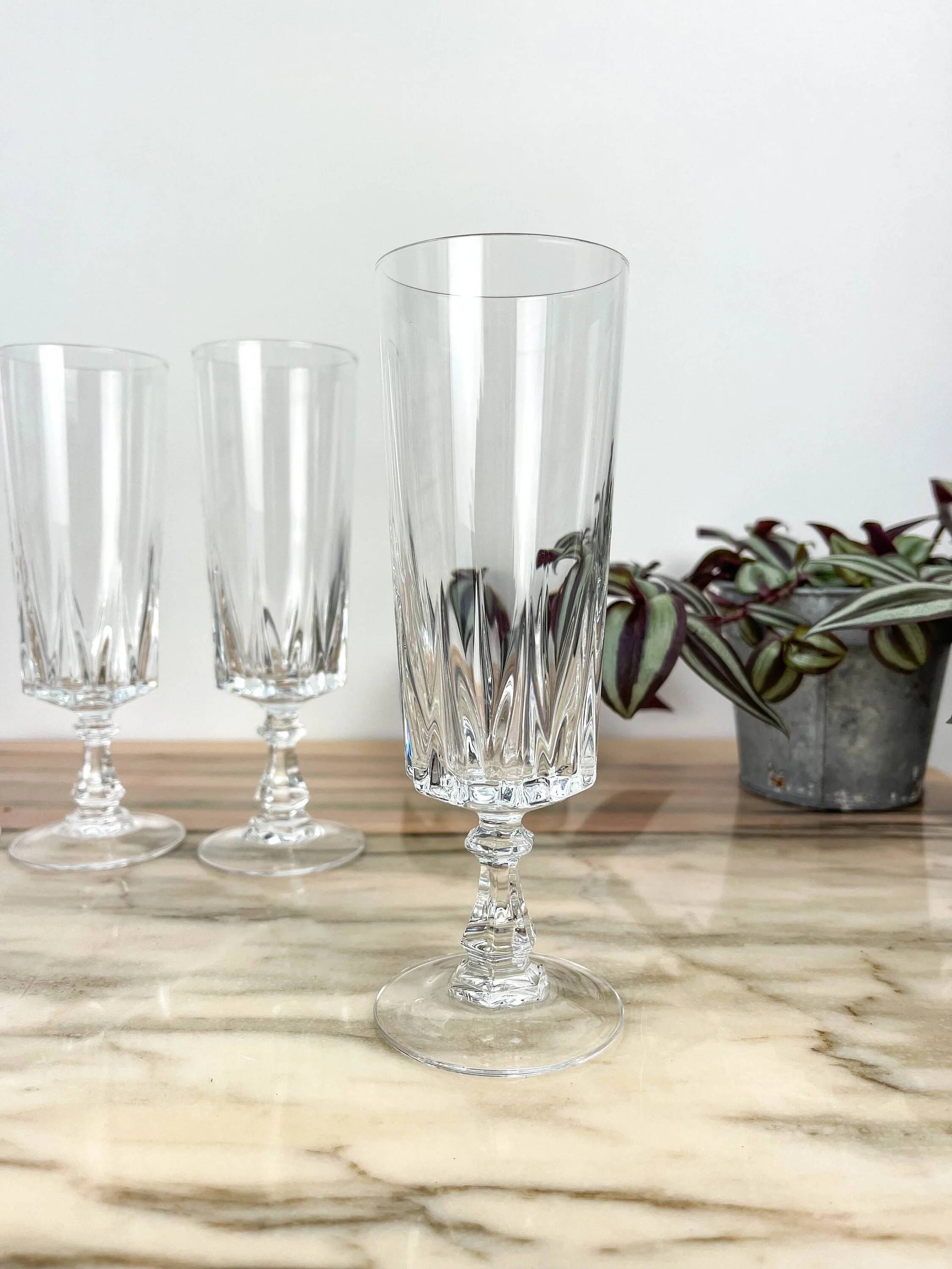 6 crystal champagne flutes from Cristal D'Arques, Louvre model.