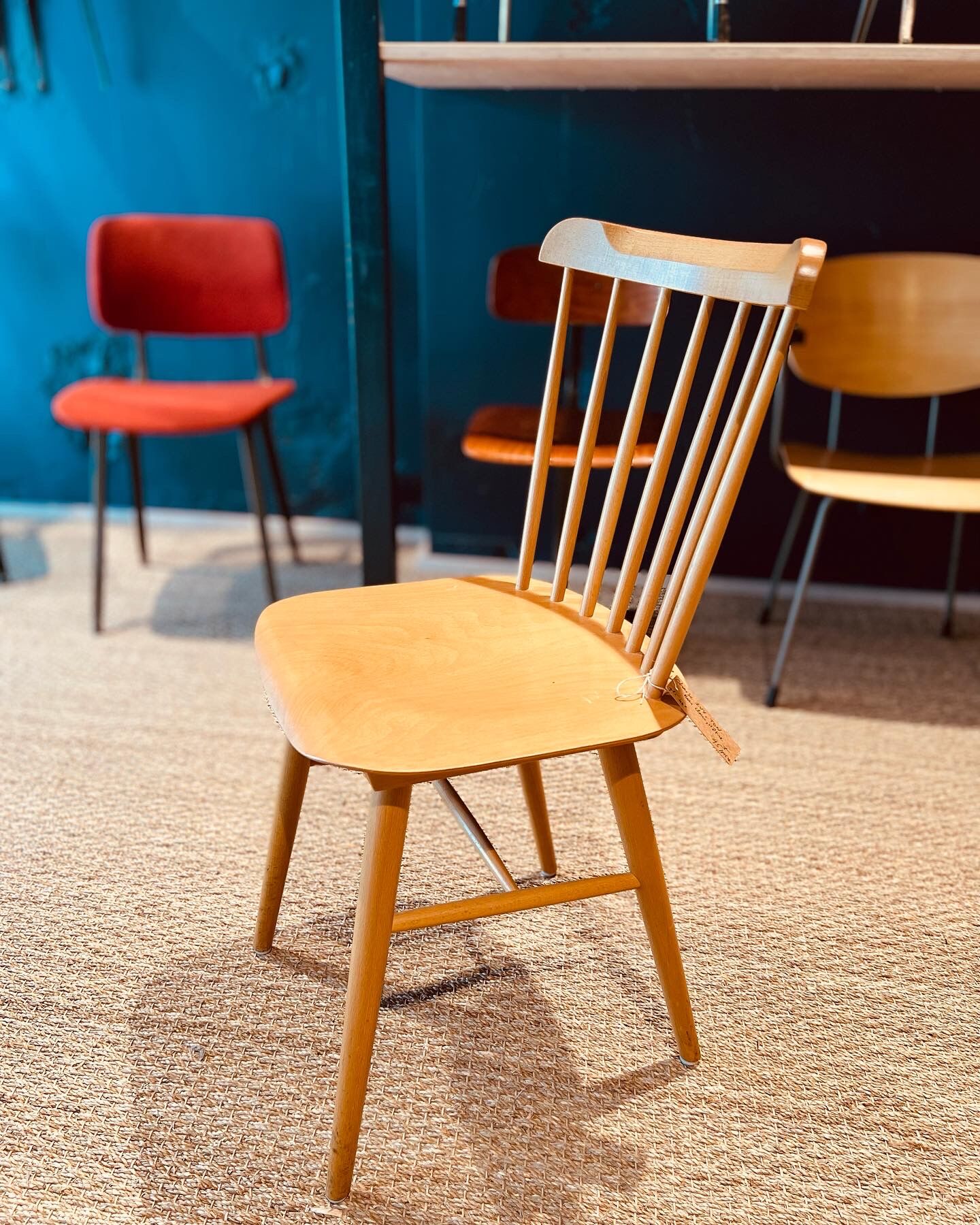 Set of 35 beech chairs with bars brand TON model Ivy