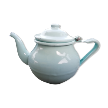 Enamelled sheet metal teapot