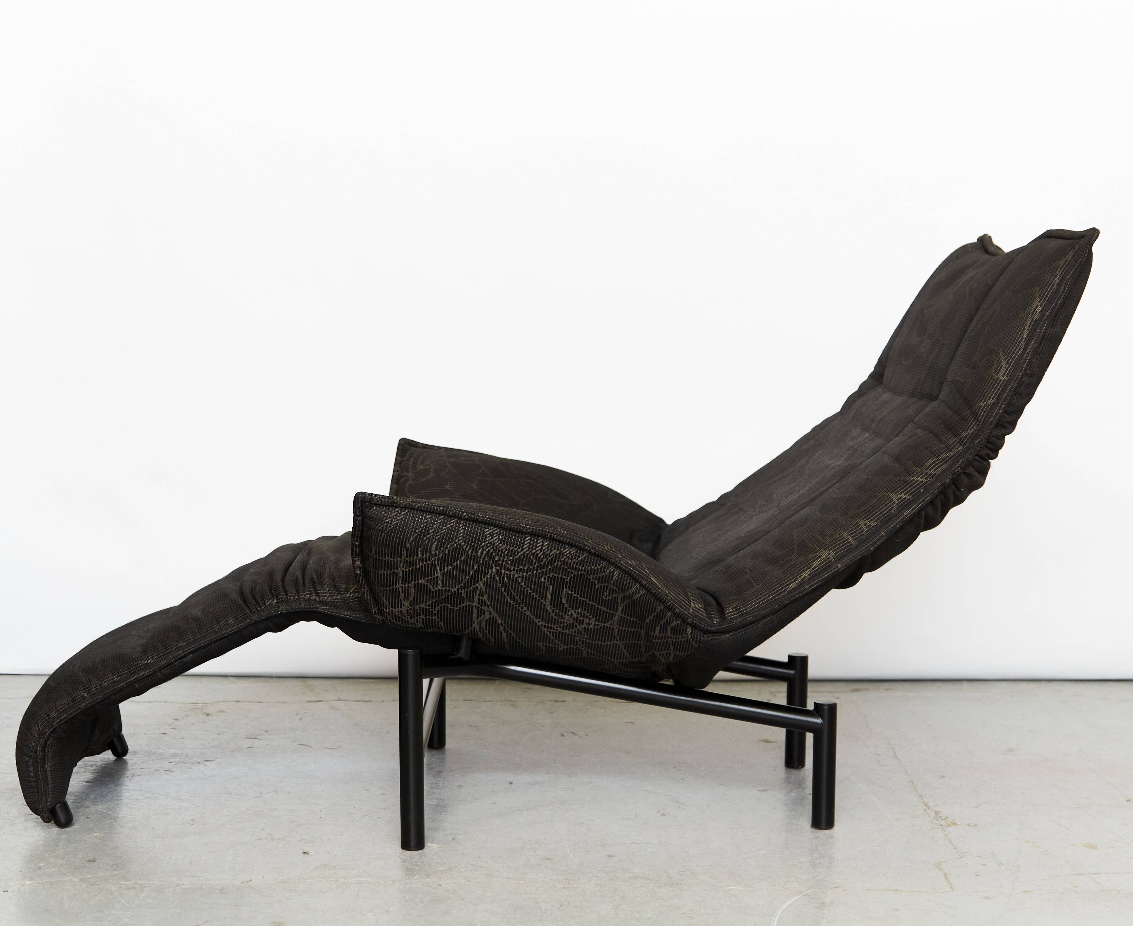 Chaise "Véranda" Vico Magistretti pour Cassina