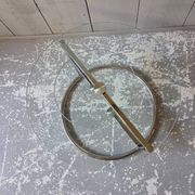 Round coffee table
