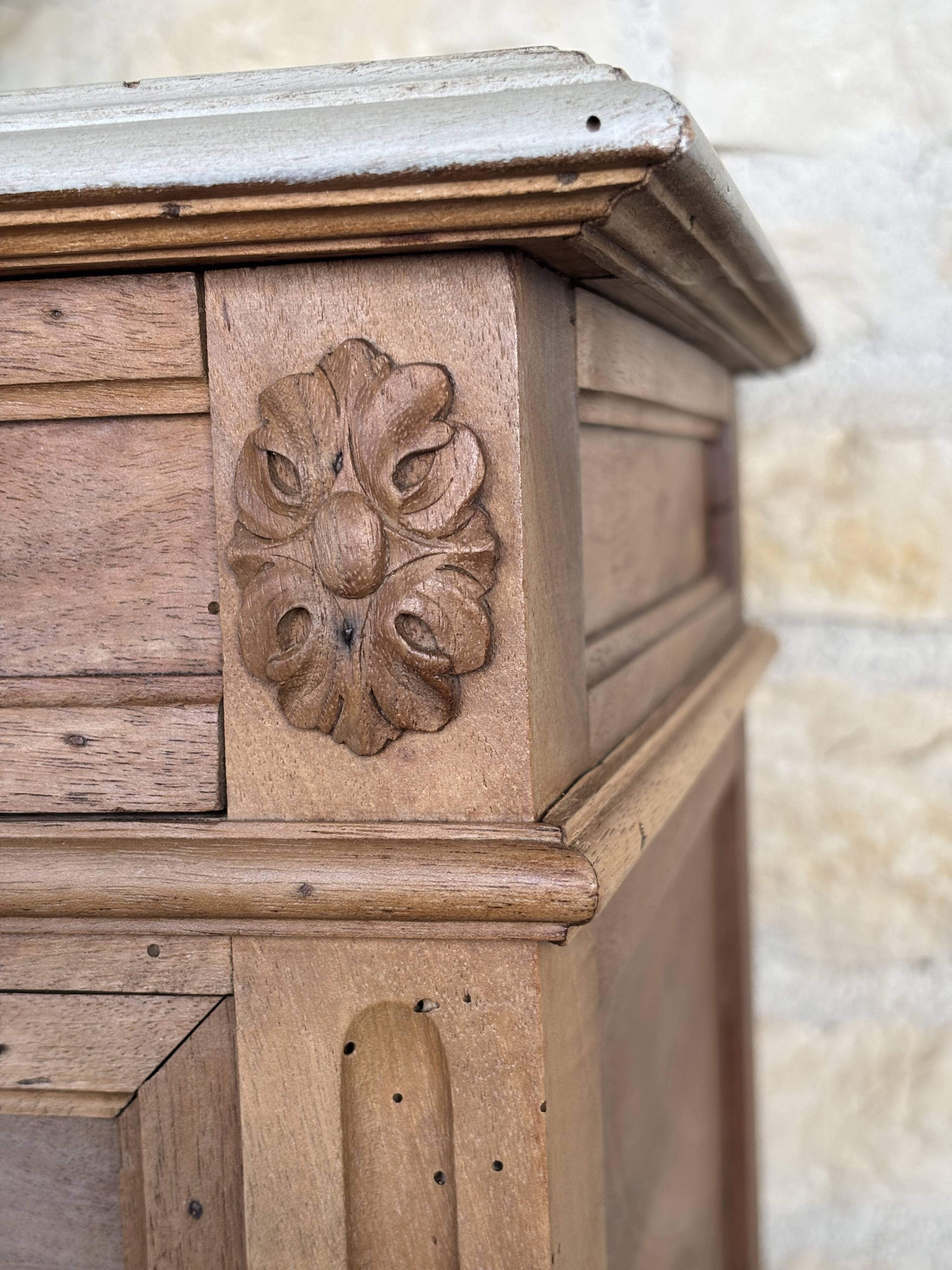 Chevet ou petit meuble d'appoint
