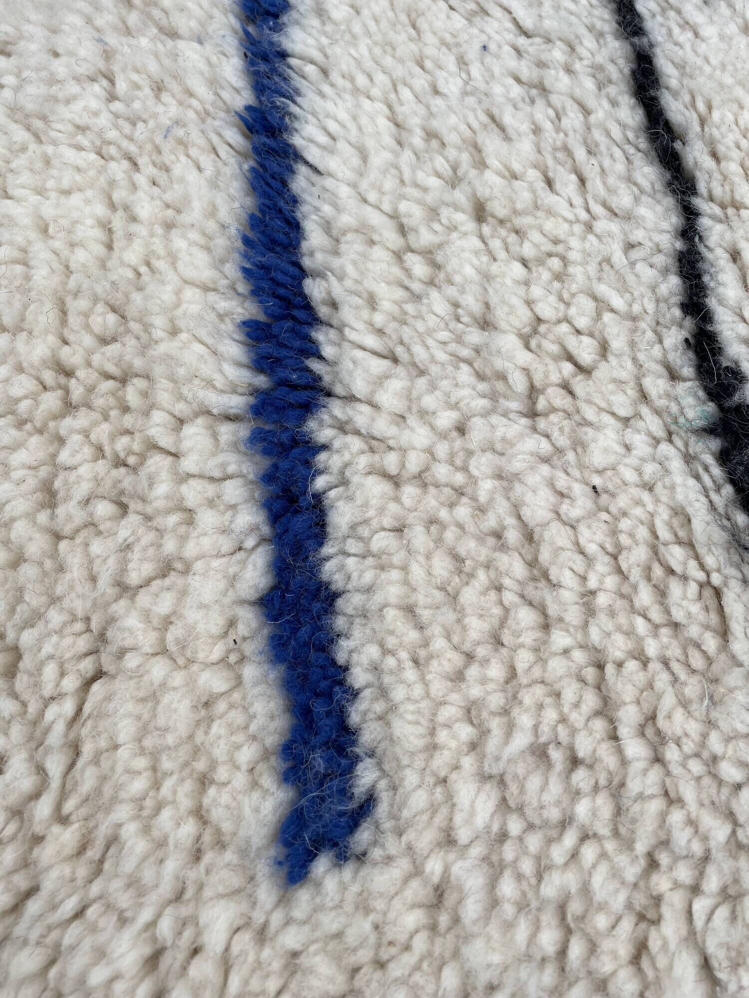large Berber carpet Beni Ouarain new modern 195x300 cm
