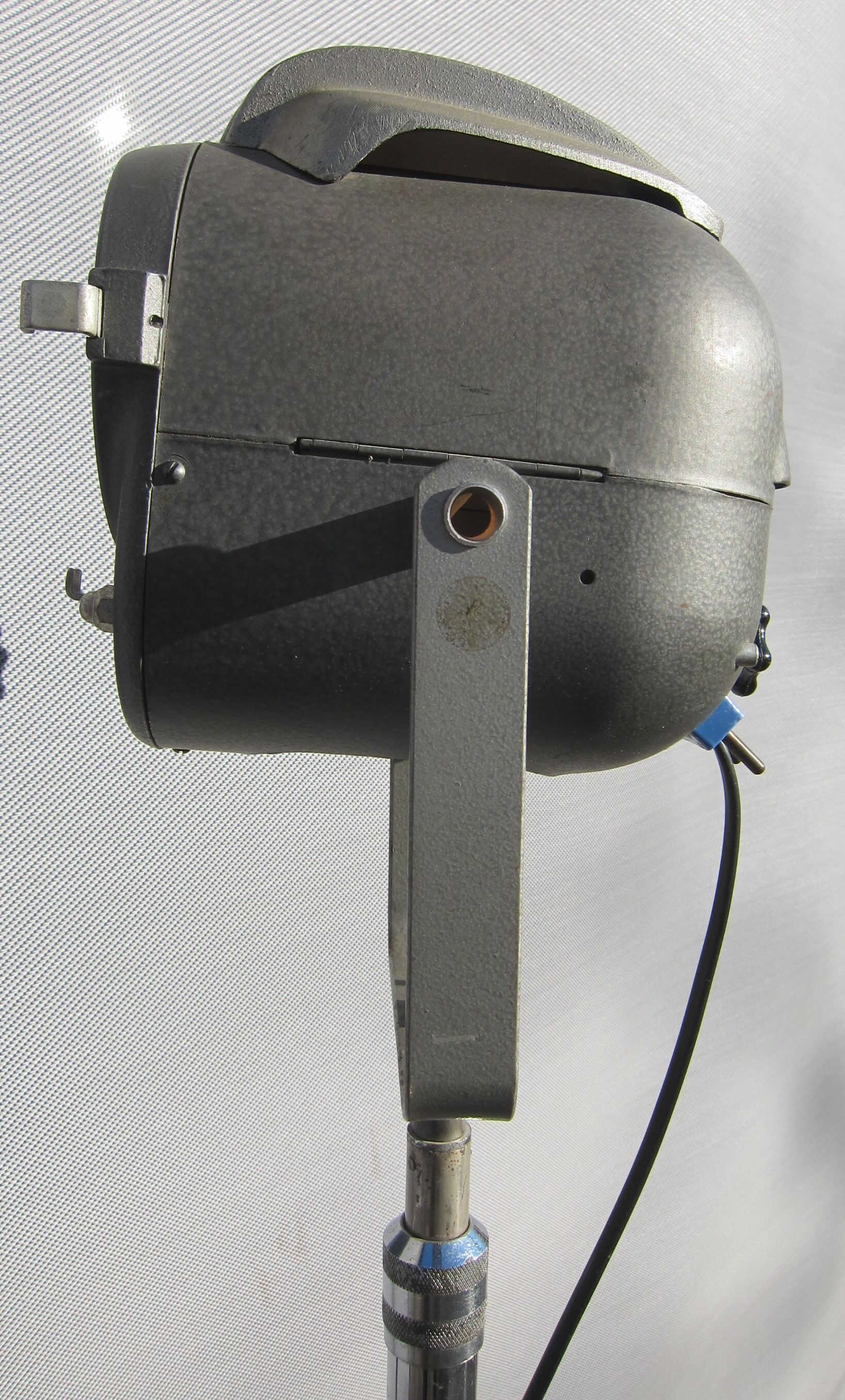 Lita bouyer projector lamp