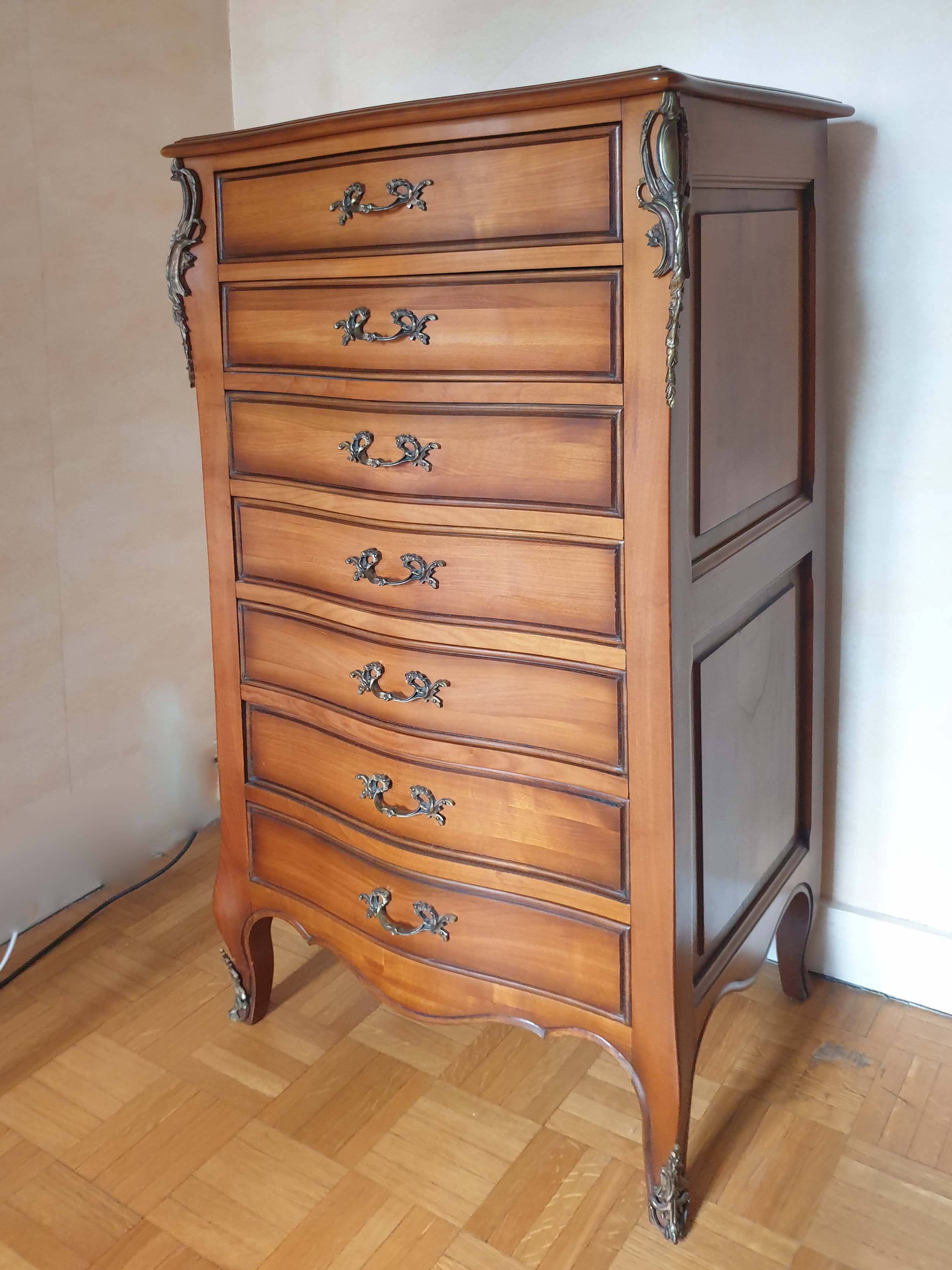 Cherry wood weekly planner