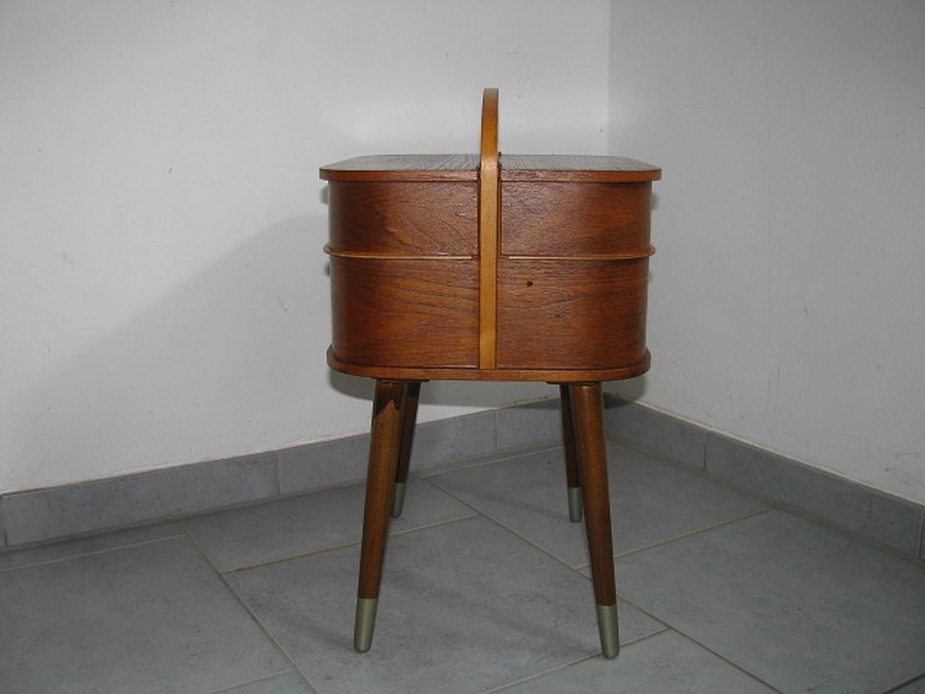 Mid century sewing box with / side table. asystent teak 1960/70s