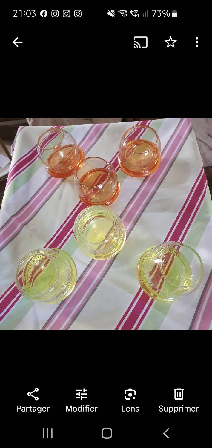 6 Glasses with the name Culbuto in 3 orange colors and 3 lemon yellow colors