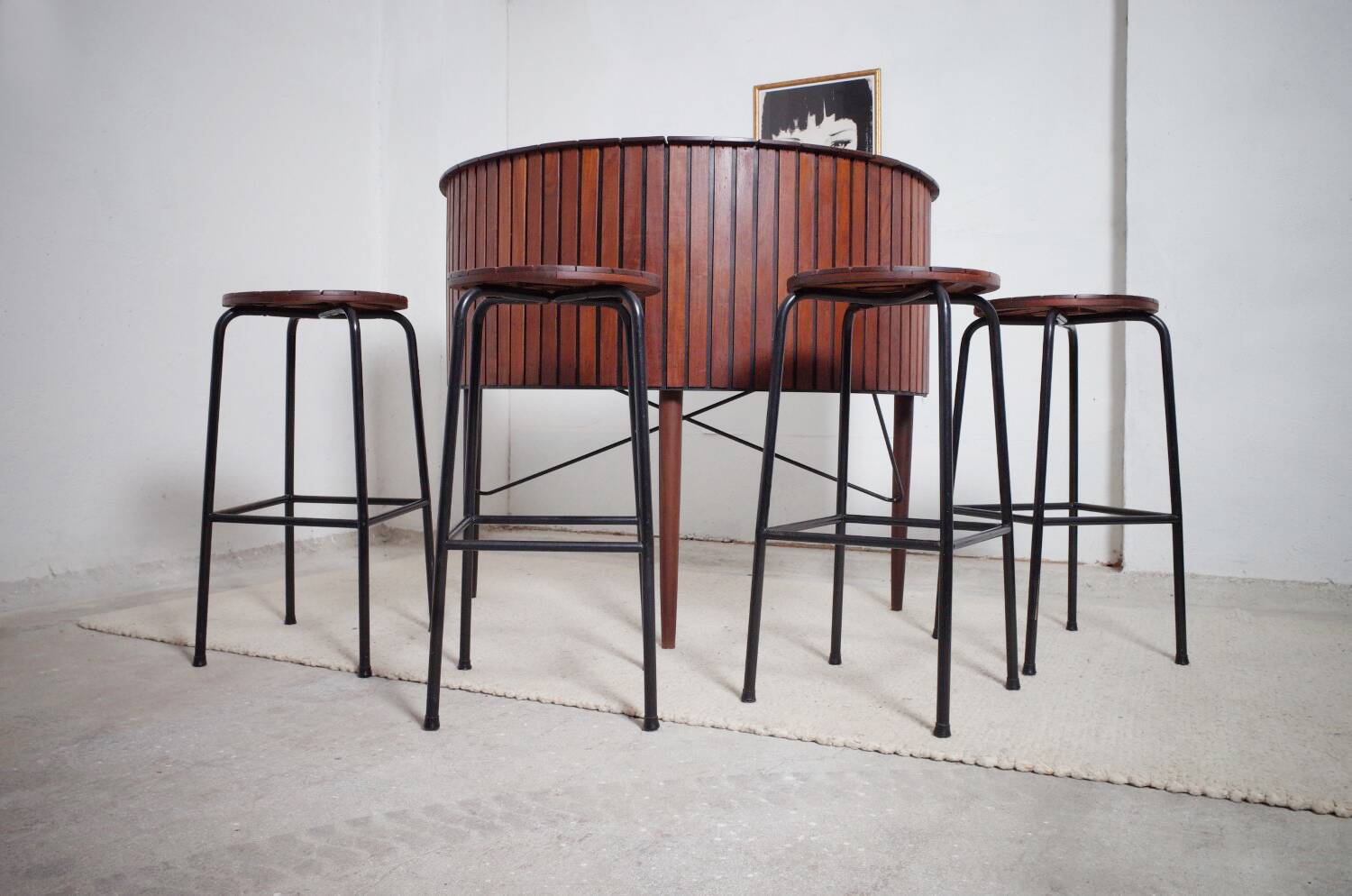 Sika Møbler vintage Bar mit 4 Barhocker aus Teak
