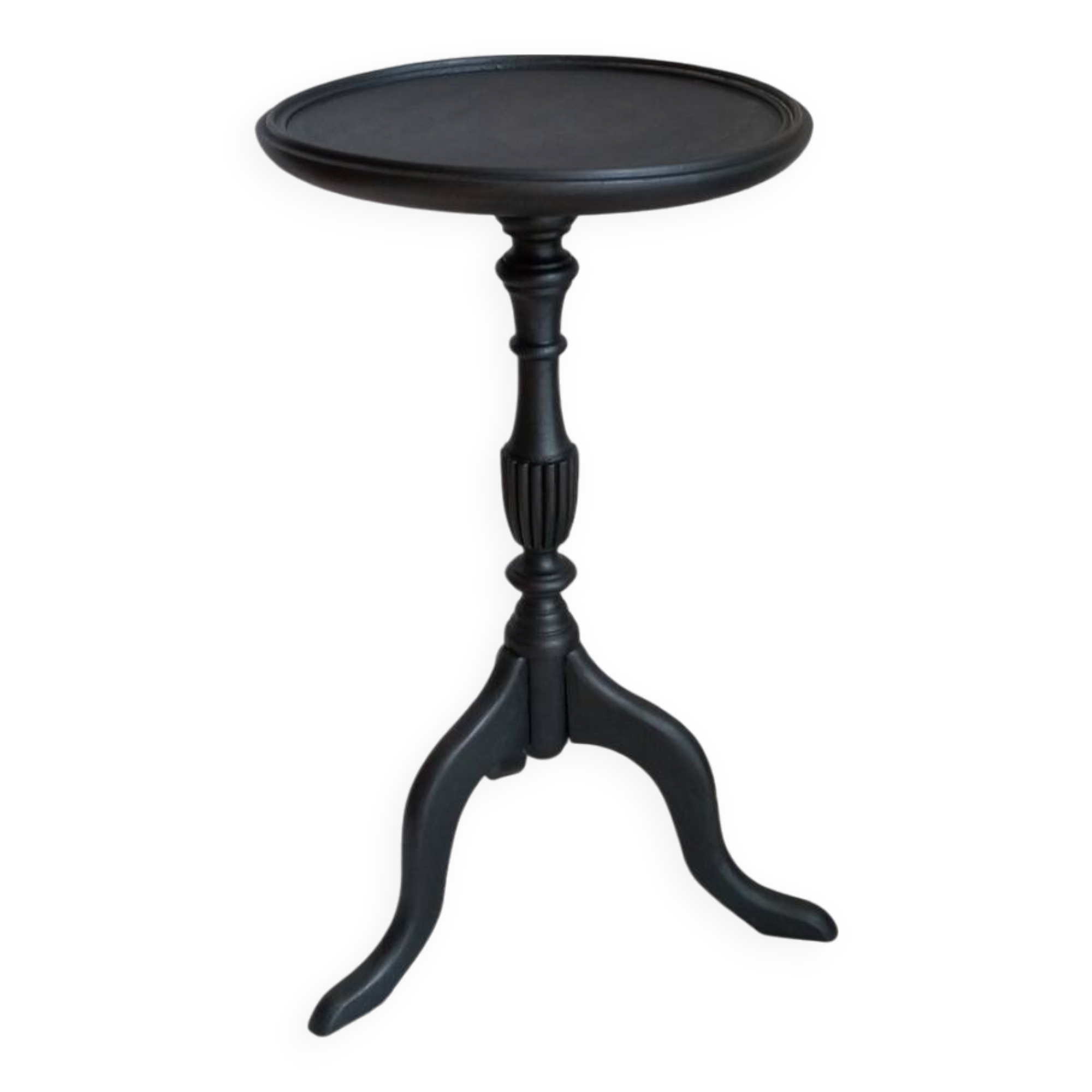Pedestal table