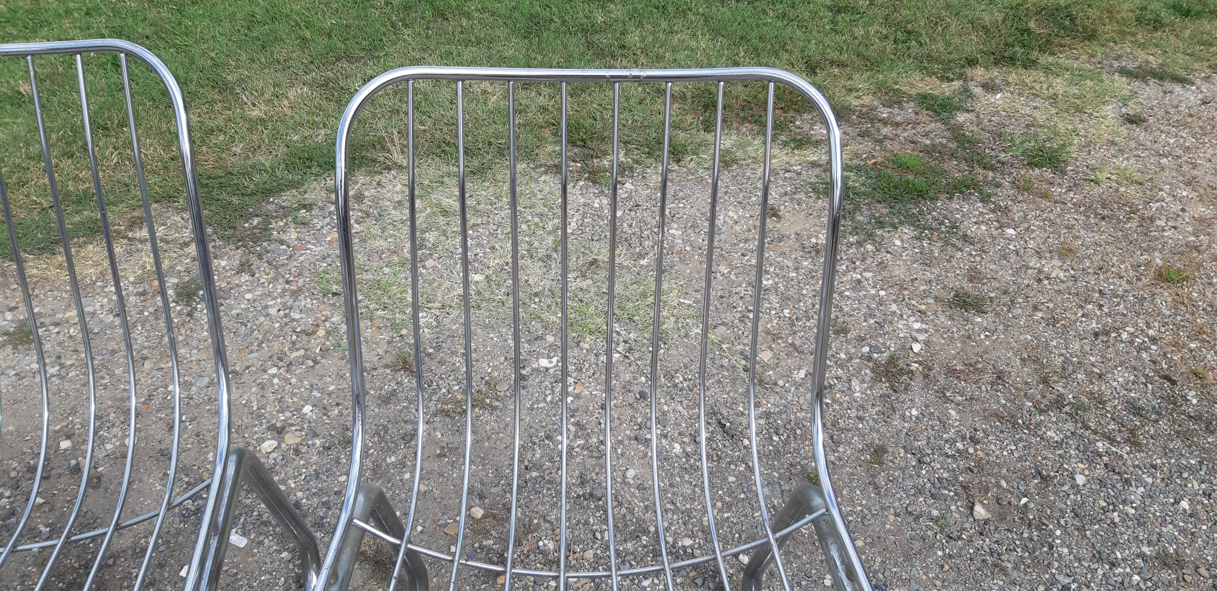 6 vintage Italian chairs from the 70s