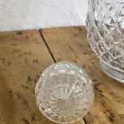 Carafe à vin en verre ciselé  transparent vintage