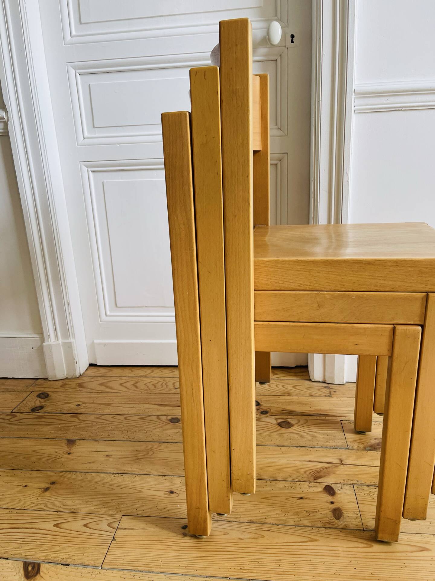 3 chaises scandinaves vintage en hêtre