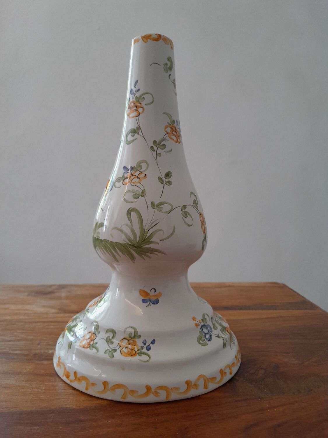 Moustiers earthenware lamp base