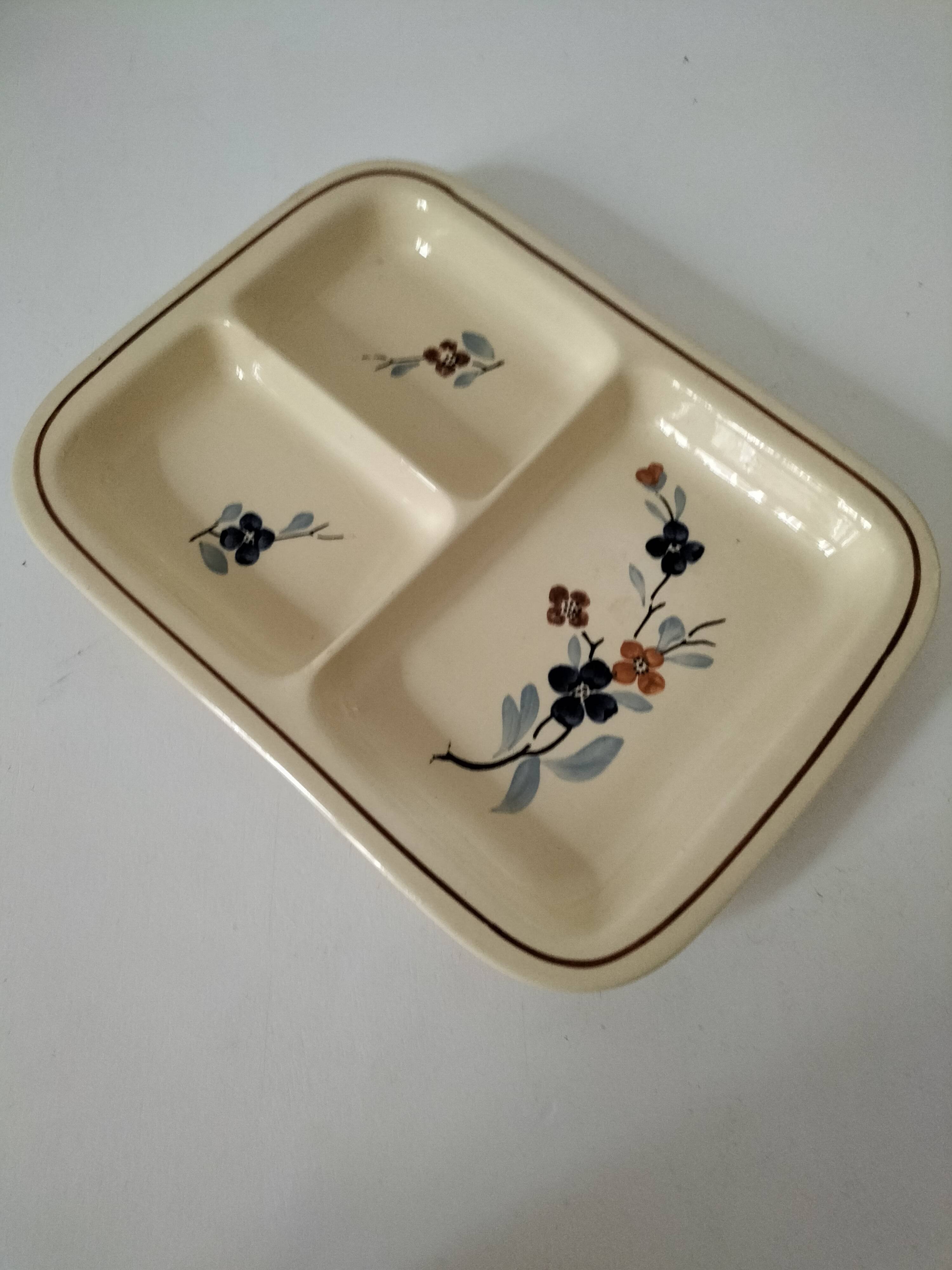 Vintage Sarreguemines compartmentalized plate model 5041 with Japanese decoration
