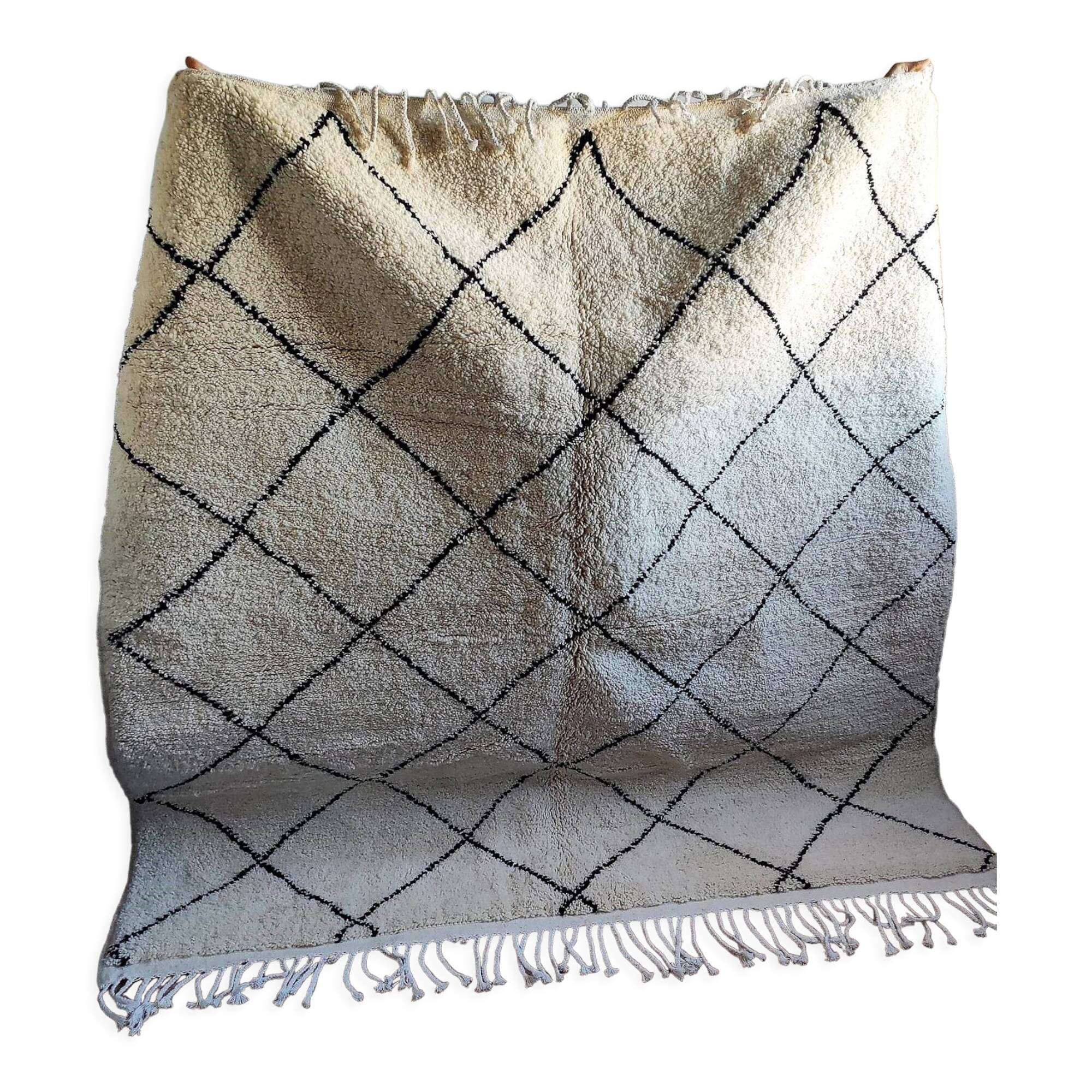 Berber carpet Beni Ouarain 2m30 by 2m