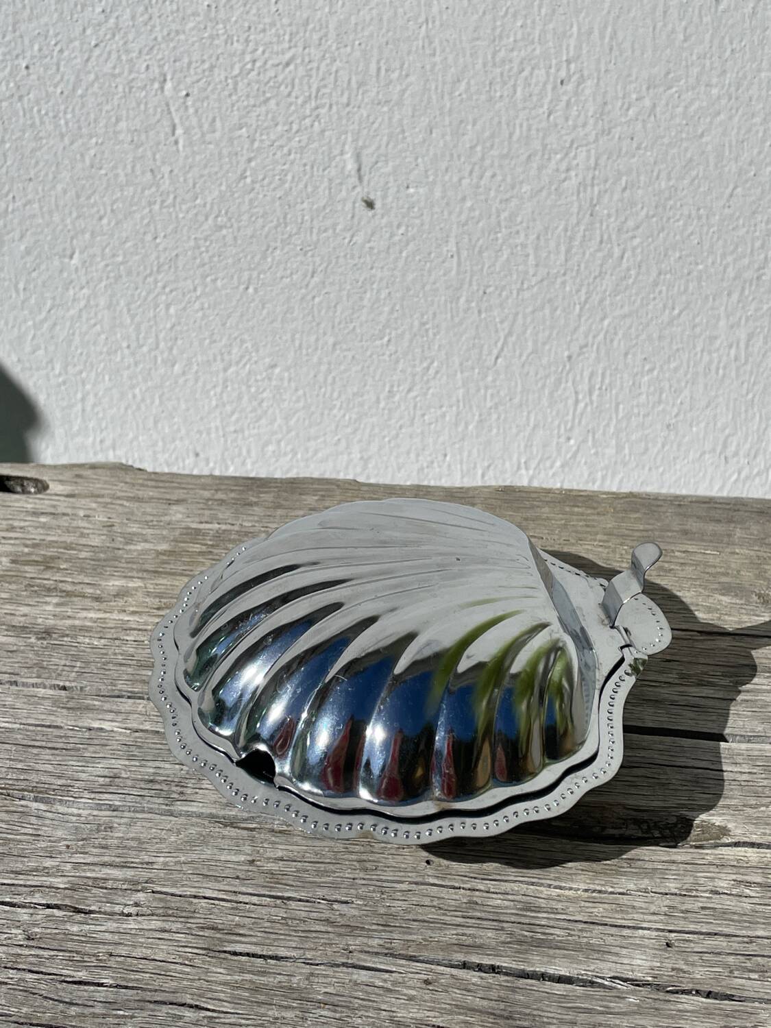 Metal butter dish shell