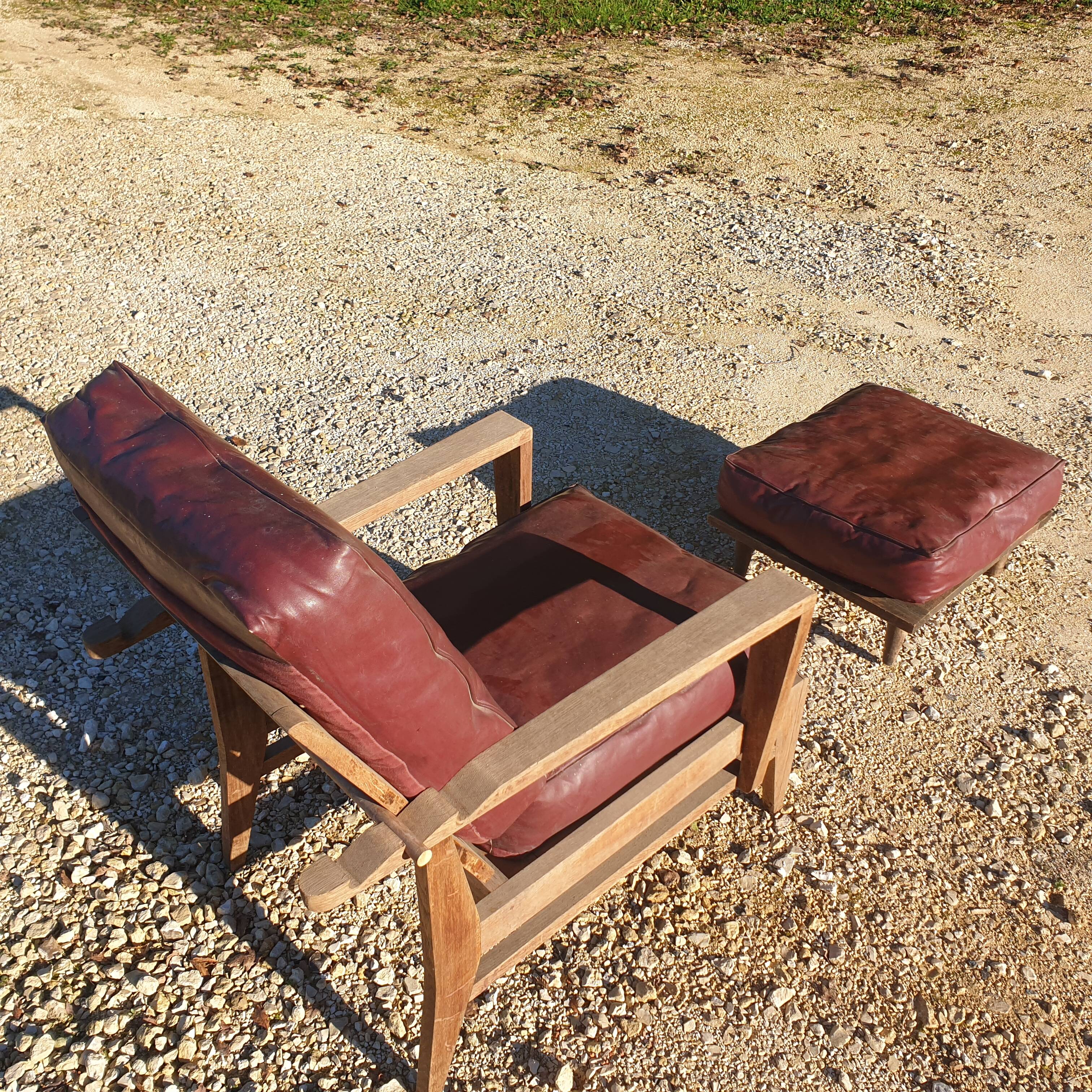 Vintage "Bain De Soleil" Armchair in Oak and Faux Leather Cushions - 20th Century