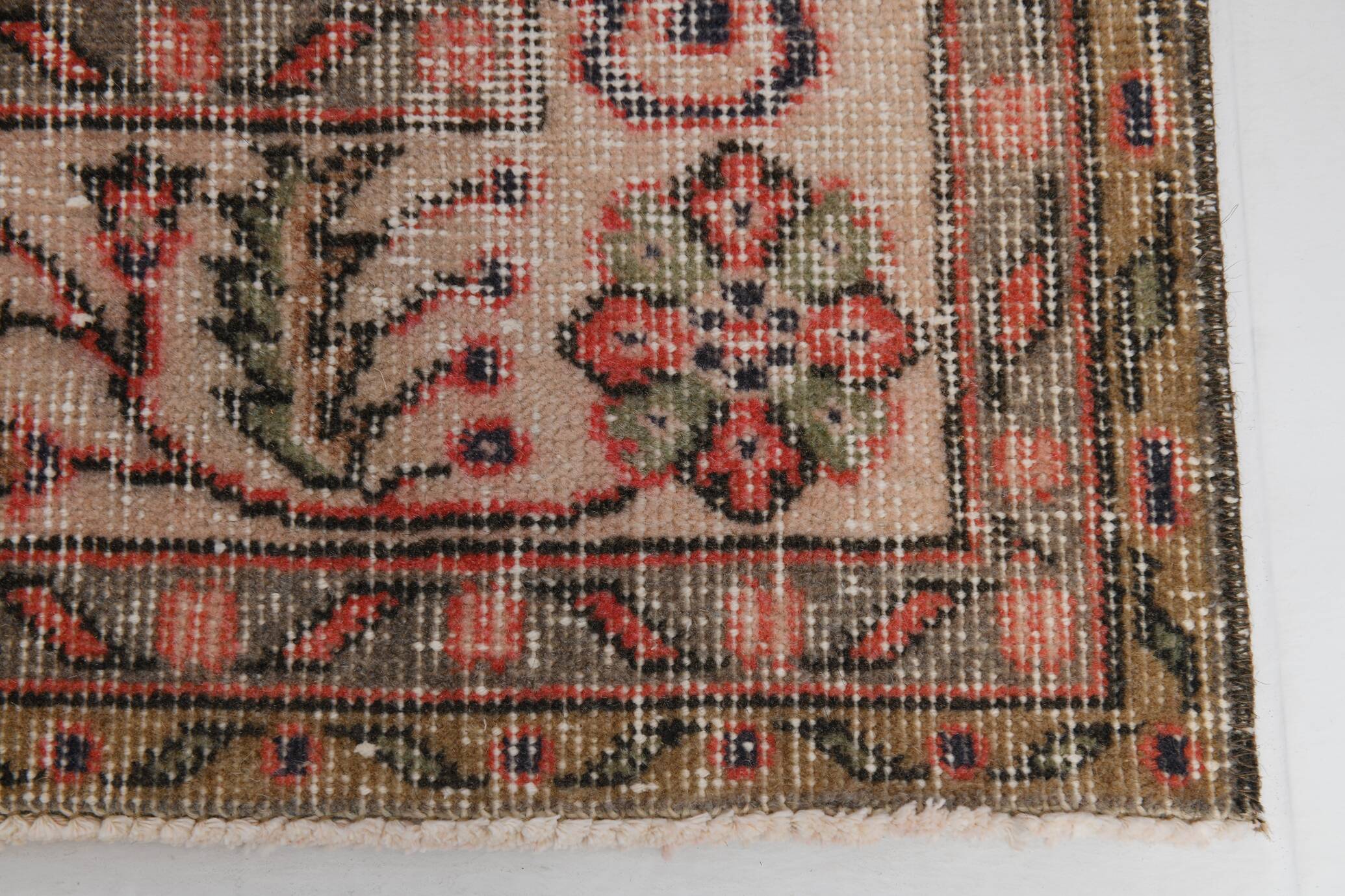 9x12 large red perisan rug, 267x385cm