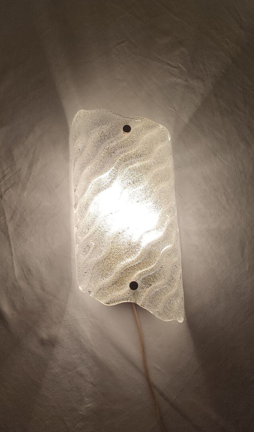 Murano glass wall lamp. Italy, 1980s.