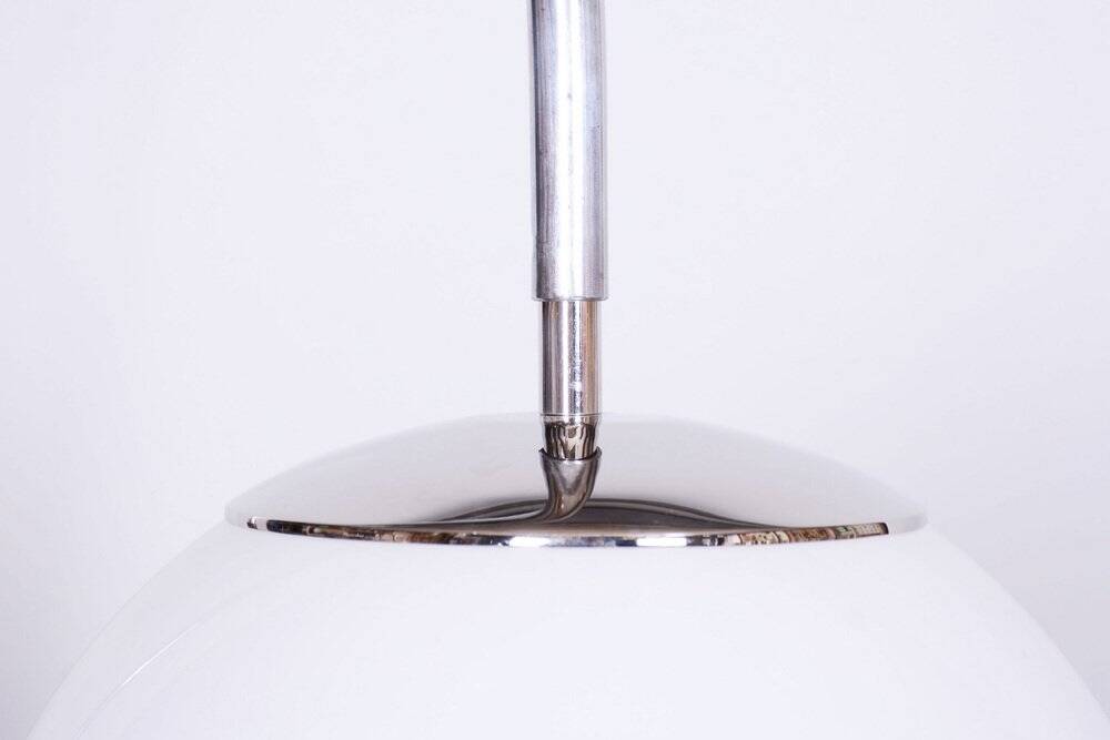 Czech Art Deco Floor Lamp in Walnut attributed to Jindřich Halabala for Up Závody, 1930s