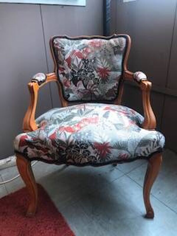 Fauteuil Cabriolet de style louis XV