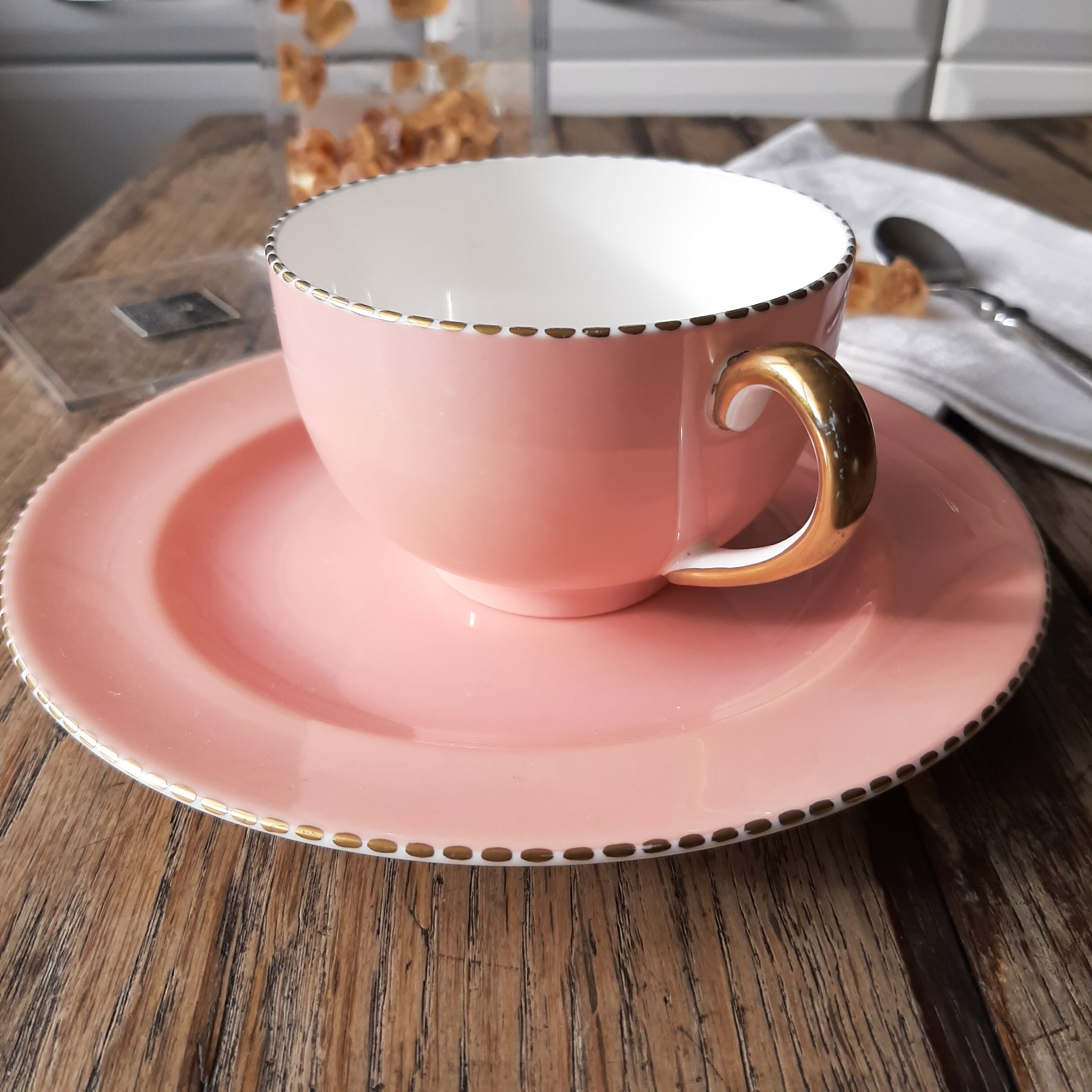 Wedgwood powder pink tea cup
