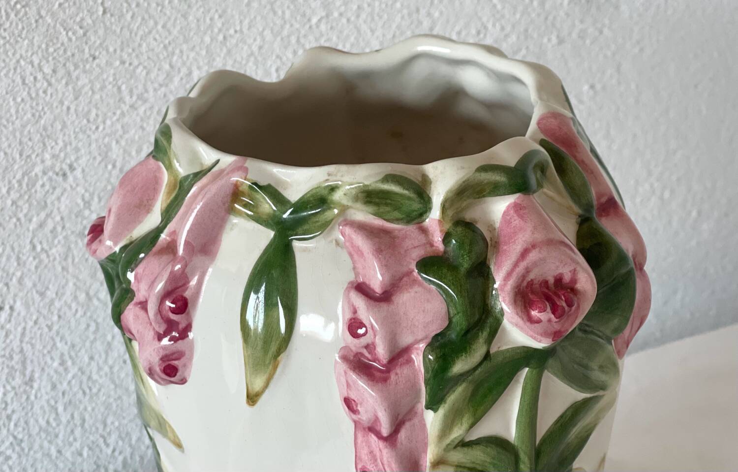 Slip vase.