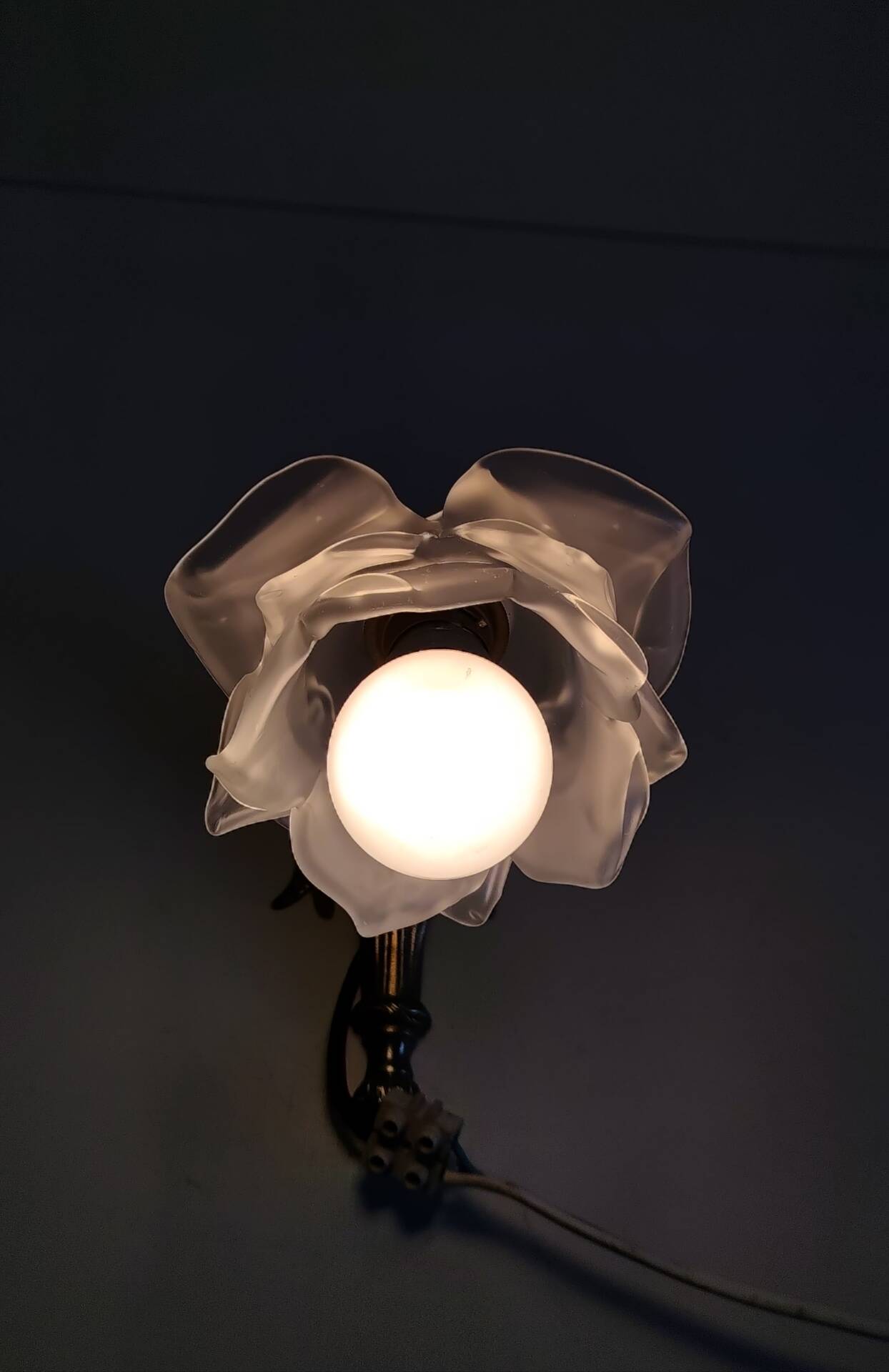 Art Nouveau wall light in bronze and glass paste - early 20th century