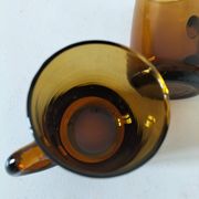 Paire de chopes, tasses en verre ambré vintage