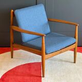 Scandinavian armchair in solid teak by Grete Jalk