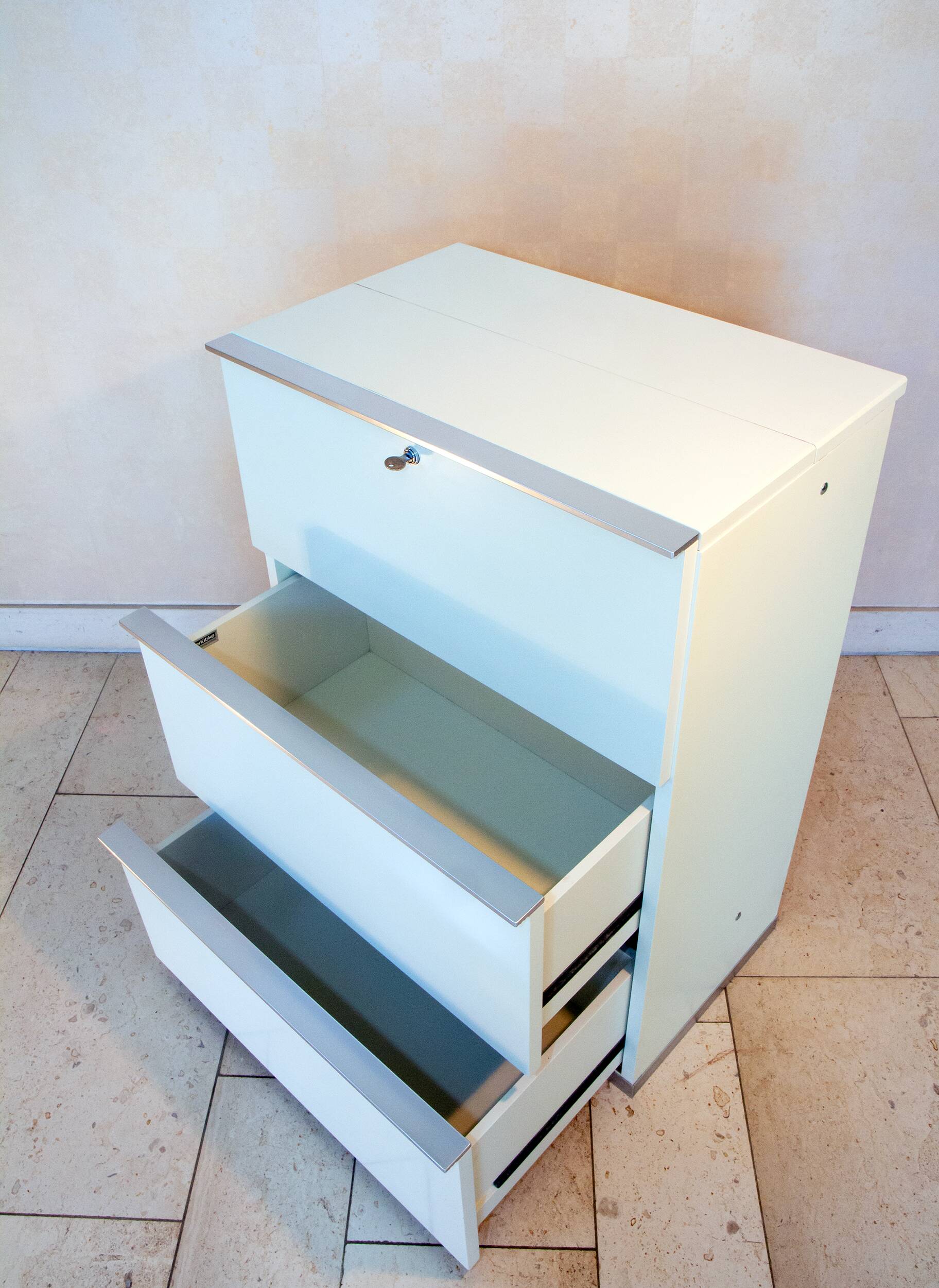 Interlübke dressing table, Roche Bobois 1970