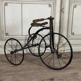 Tricycle d’enfants en fer forgé, vers 1900