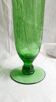 Vase en verre bullé vert pomme signé biot