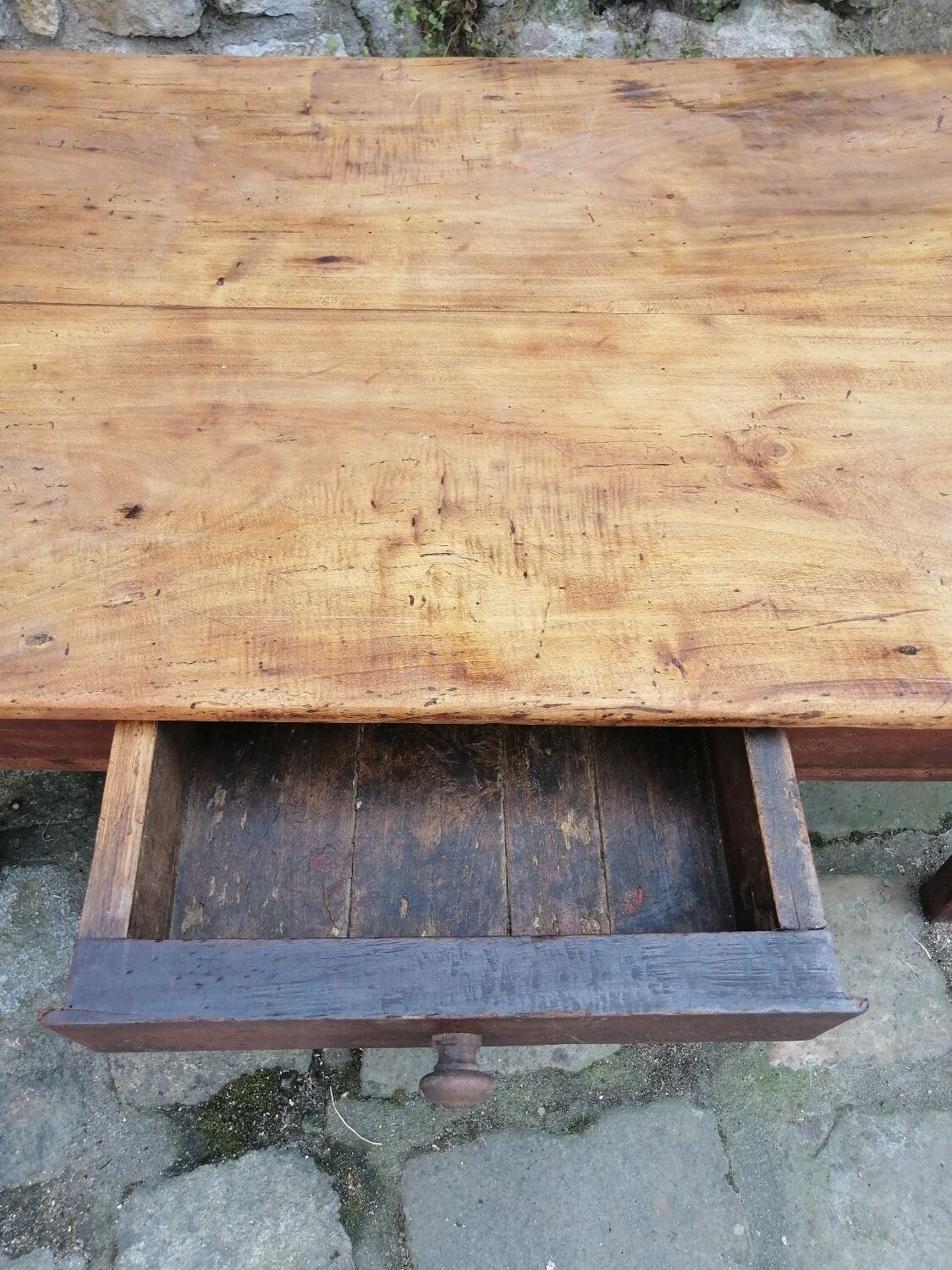 Farmhouse table