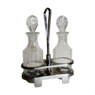 Art-Deco oil and vinegar tablepiece