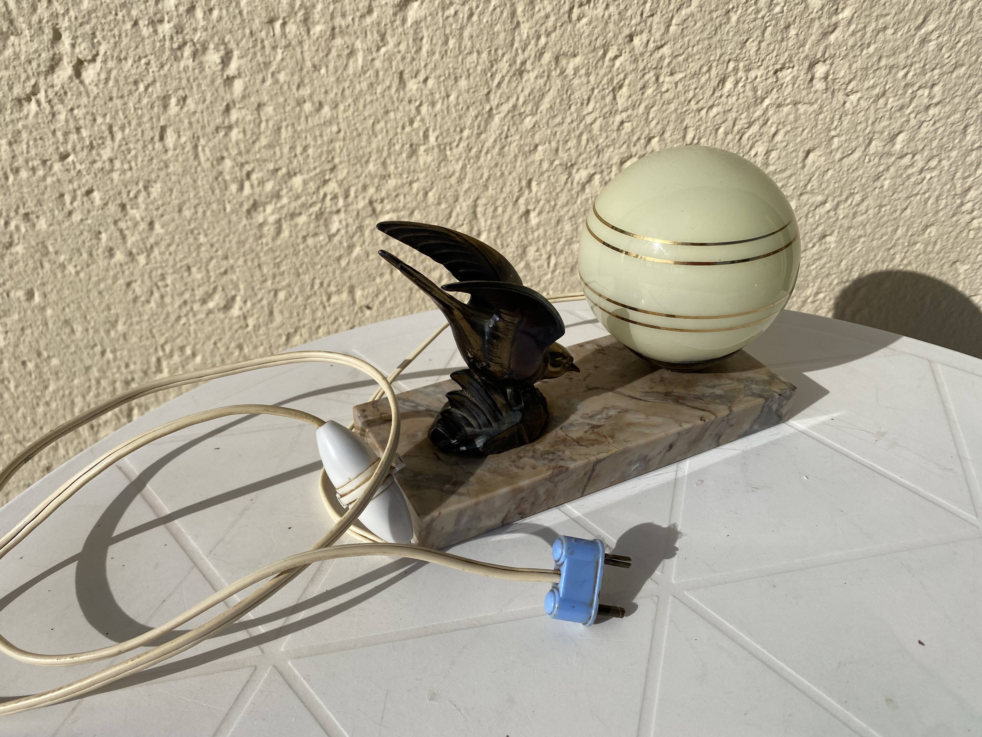 Vintage bird art deco lamp