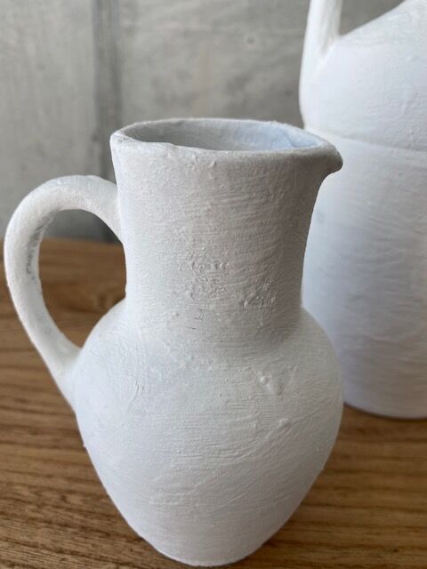 Set of 3 sandstone vases