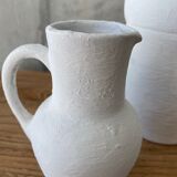 Set of 3 sandstone vases
