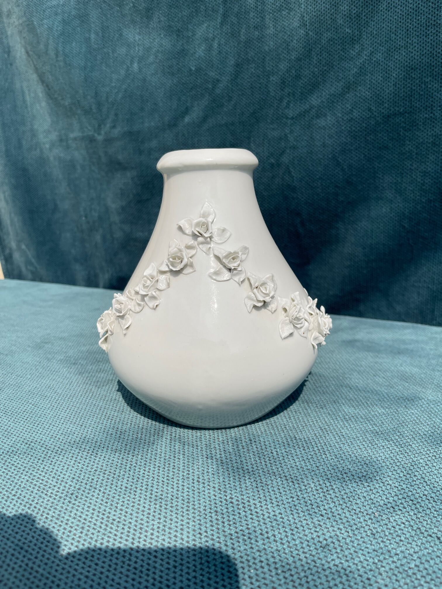 3D white vase with embossed roses