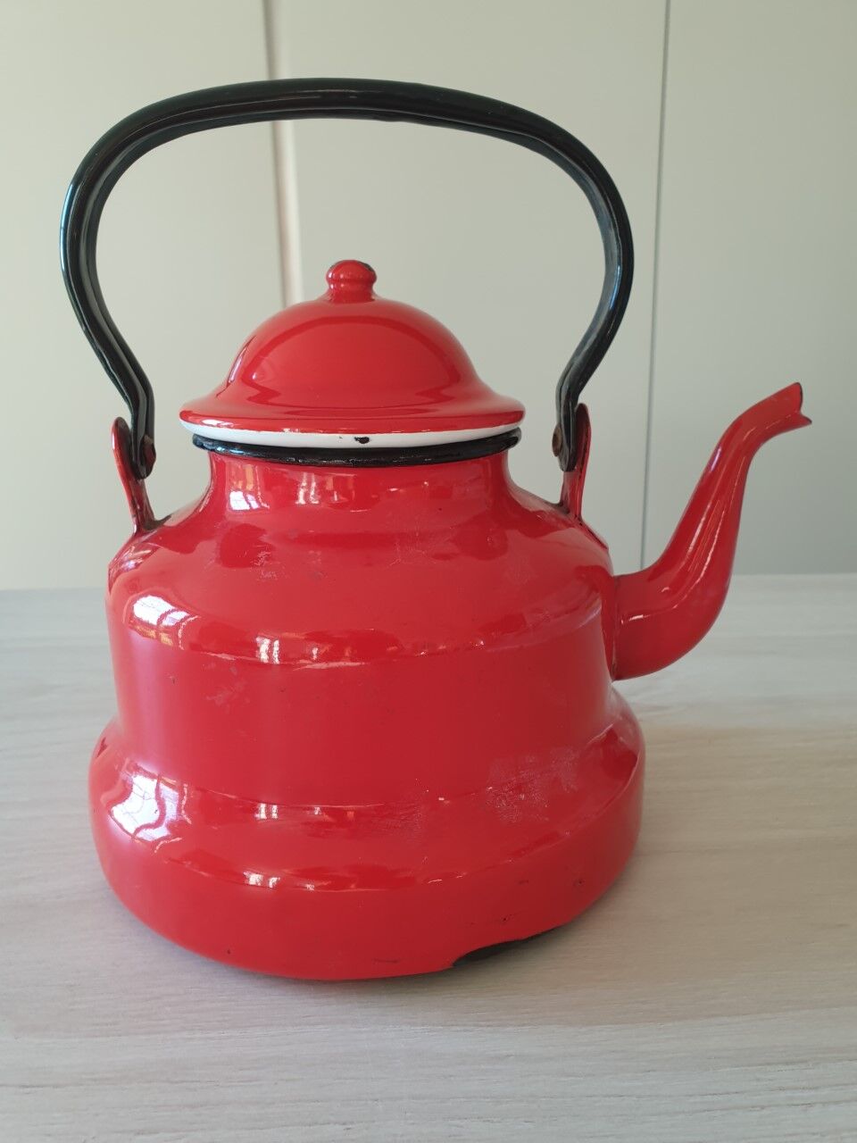 Vintage enamelled sheet metal kettle