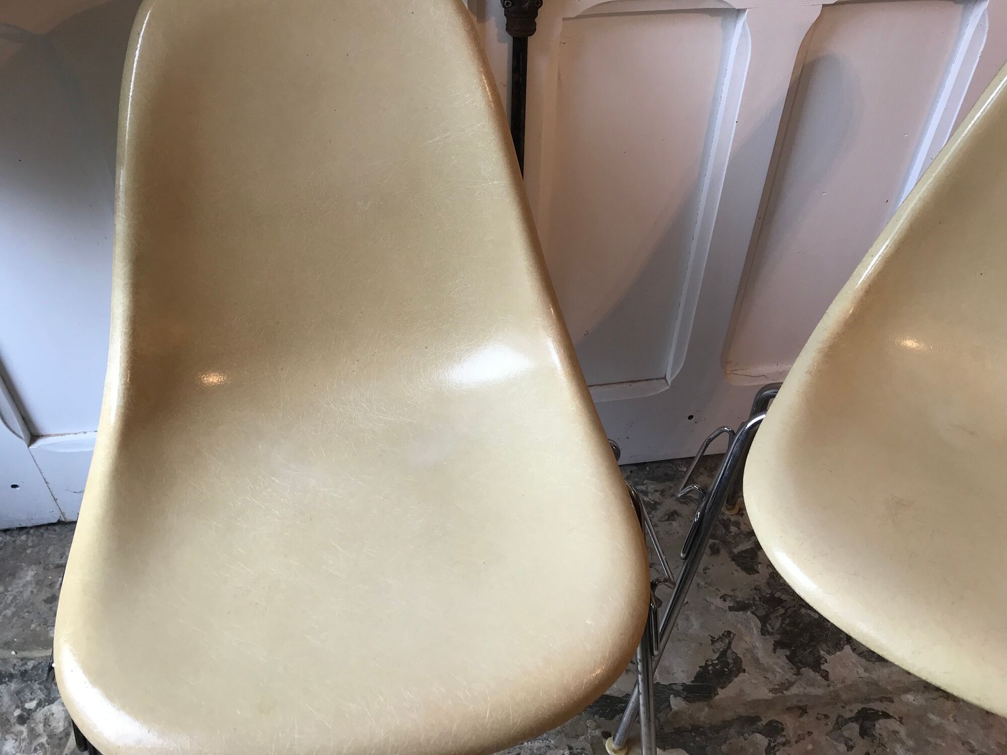 Set of 2 Eames chairs for Herman Miller fiberglass 1960-70's