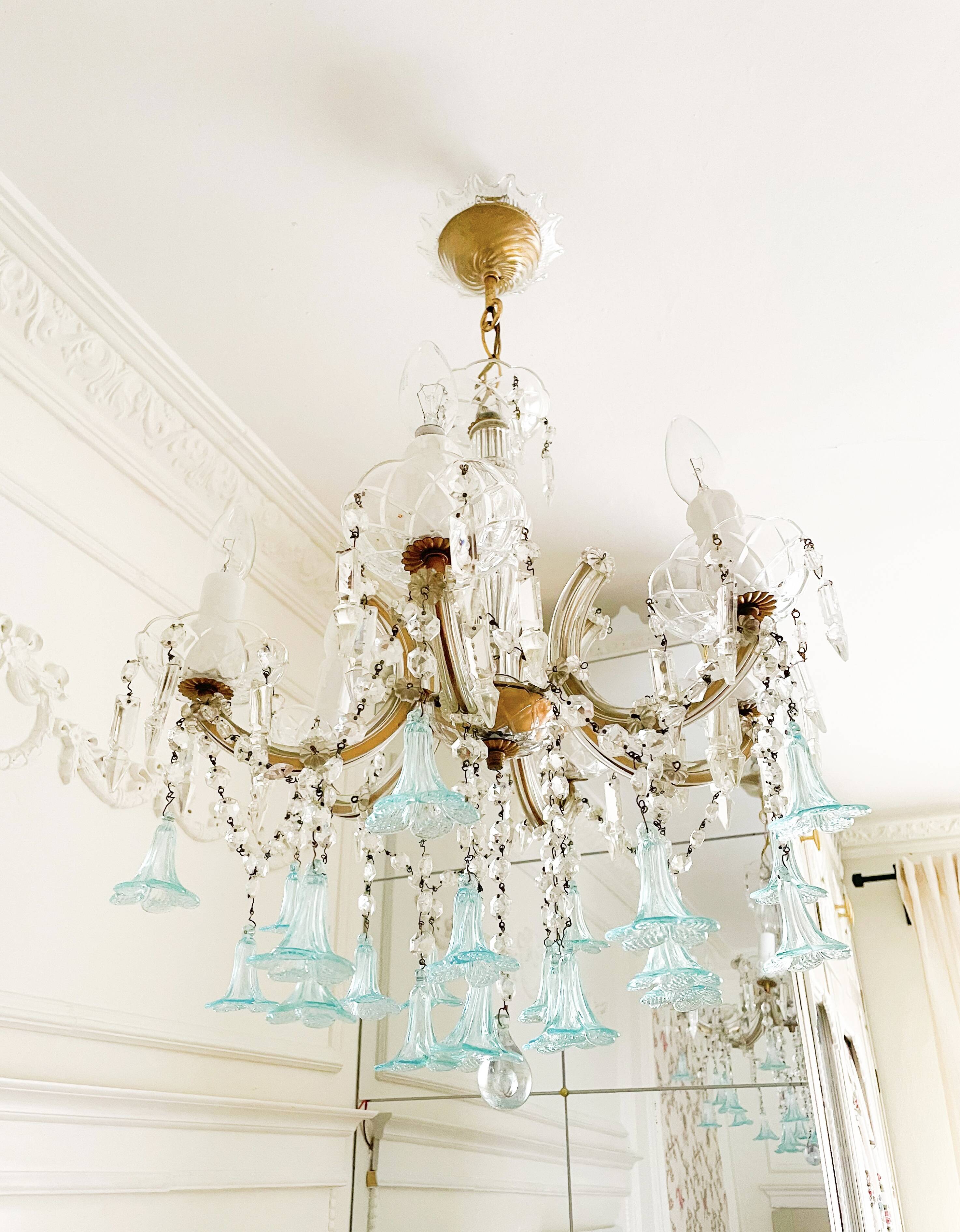 Marie-Thérèse chandelier in crystal and blue Murano glass